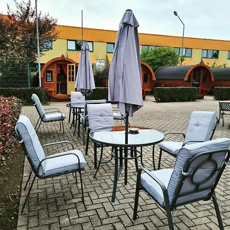 Camping Schlaffass Holzfass Im Banjapark Ohne Banja Sauna Rees