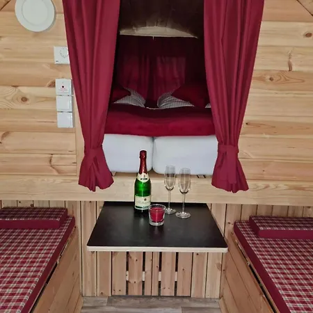 Schlaffass Holzfass Im Banjapark Ohne Banja Sauna Camping